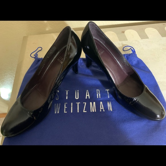 Stuart Weitzman Black Patent Leather Pumps - Picture 2 of 3